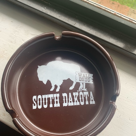 South Dakota ashtray - Picture 4 of 5